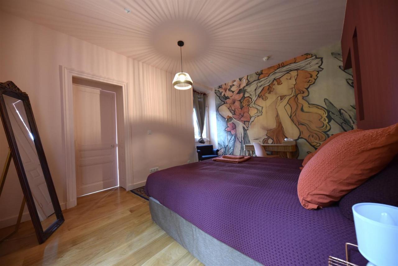Вилла Le Domaine De Dony Balbins Экстерьер фото
